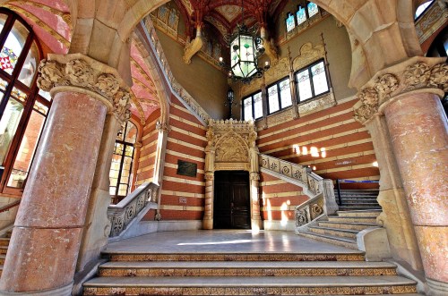 inside-hospital-sant-pau-in-barcelona