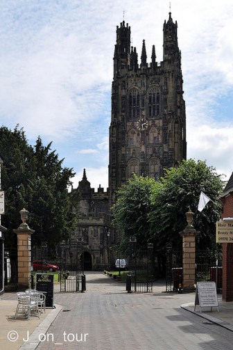 st giles church elihu yales memorial Wrexham 2 wales